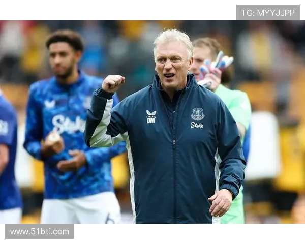 埃弗顿抢滩沃克争夺战 莫耶斯瞄准曼城老将补强防线(2)